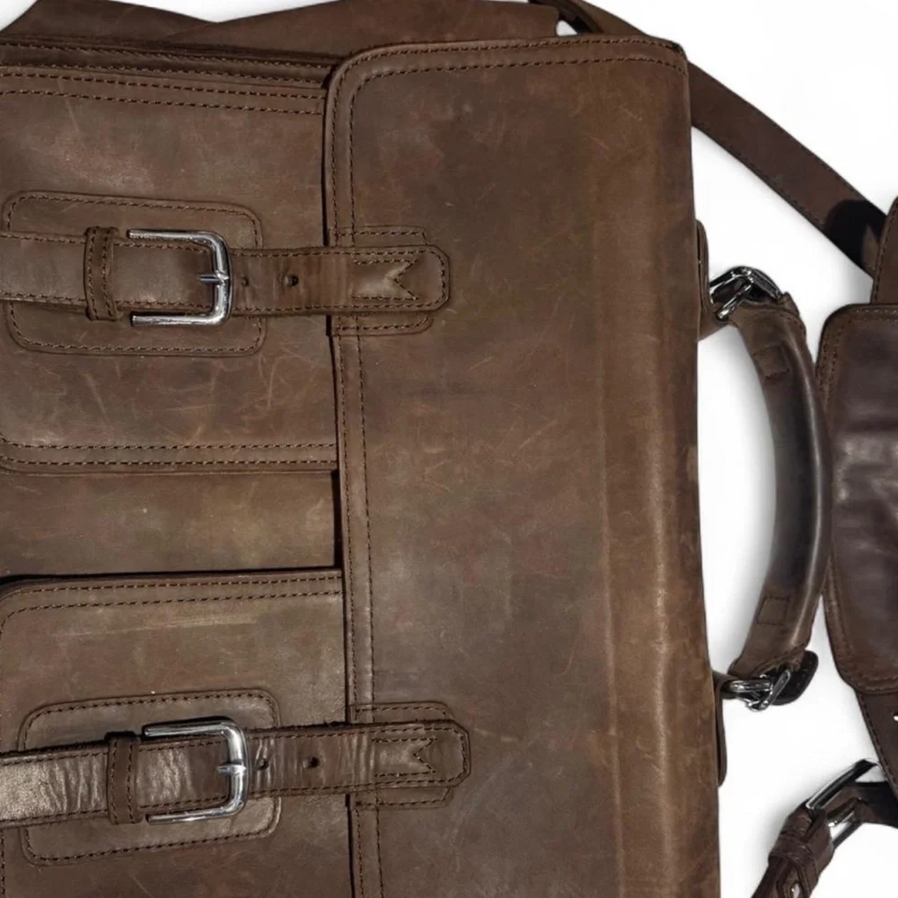 Vagabond Brown Leather Messenger Bag with Dual Front Pockets